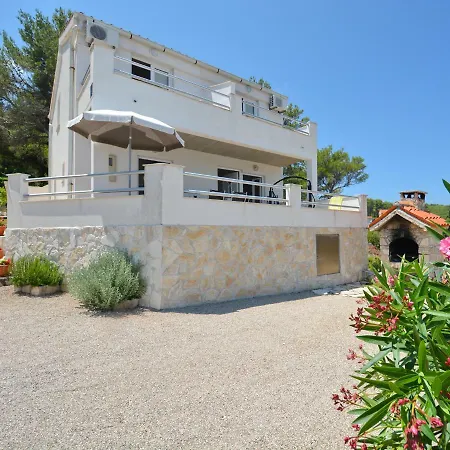 Apartmani Cesarec Basina Exterior photo