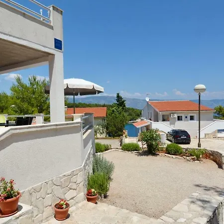 Apartmani Cesarec Basina Exterior photo